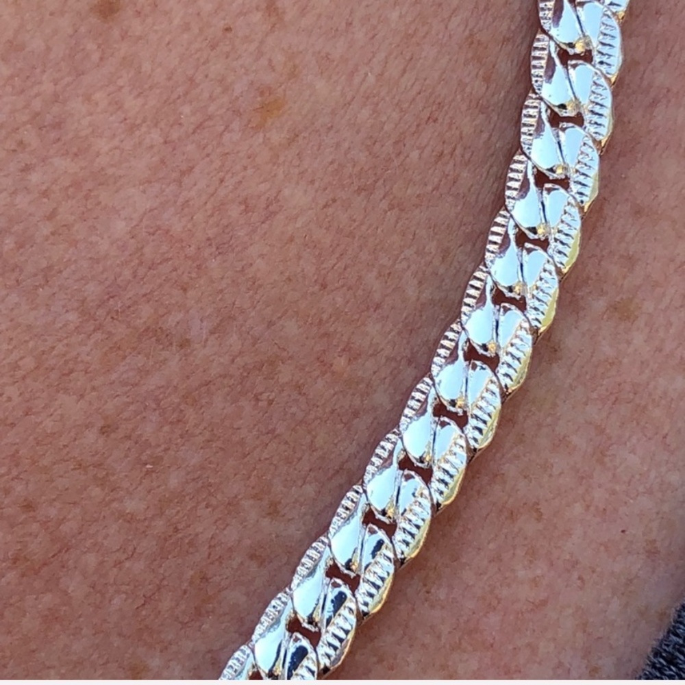 Silver Plated snake necklace/chain - Picture 6 of 8